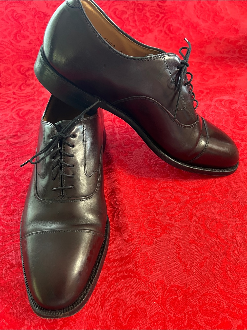 Johnston & Murphy Men’s 9 Burgundy Cordovan Color Cap Toe Oxford Shoes USA Made